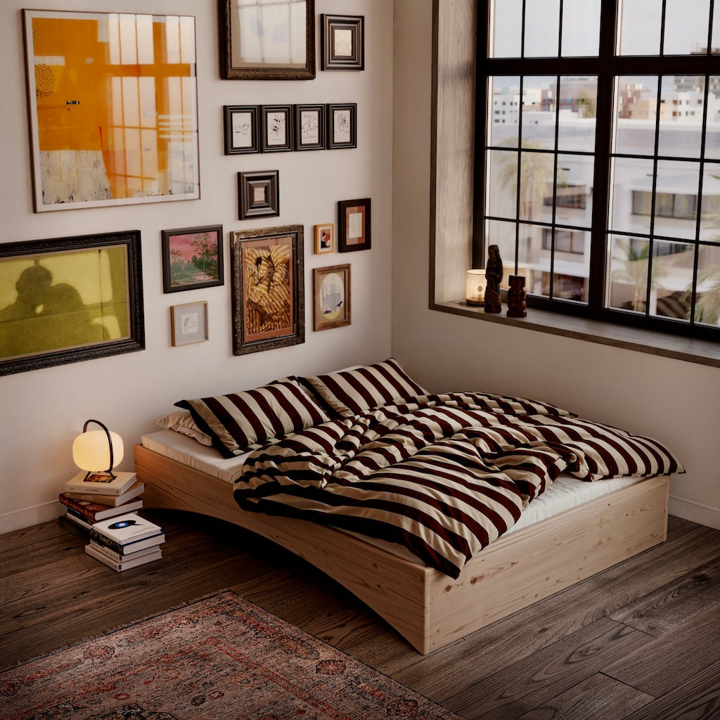 Orbit sänkyrunko, käsittelemätön.