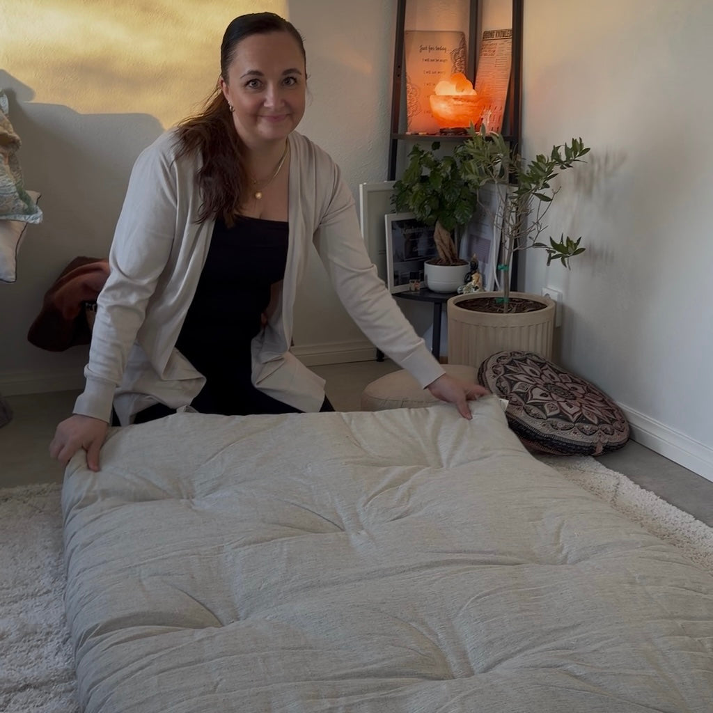 Roll futon varapatja.