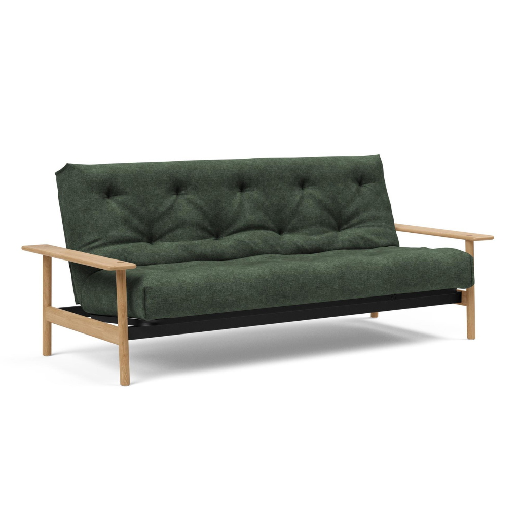 Balder vuodesohva, kangas Avella Pine Green.