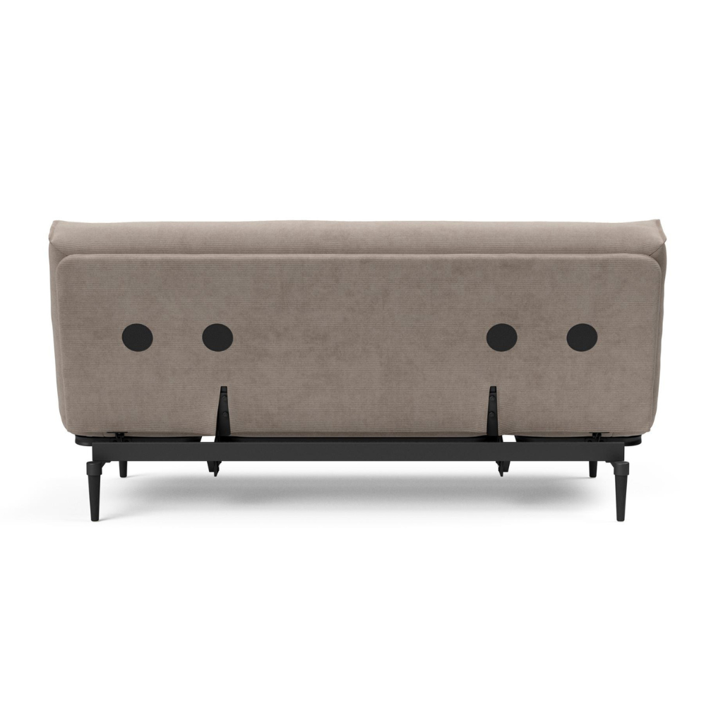 Colpus vuodesohva, jalat musta puu, kangas Cordufine Beige.
