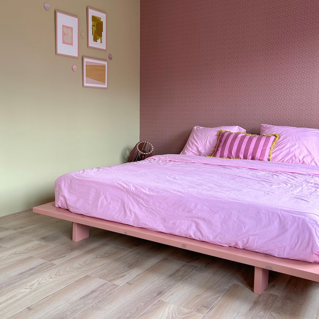 Japan sänkyrunko Pink Sky.