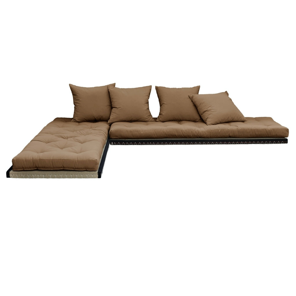 Chico vuodesohvan futonpatja, kangas Mocca. Kuvassa myös tatamit. (Hinta sisältää vain yhden futonpatjan ja kaksi tyynyä.)