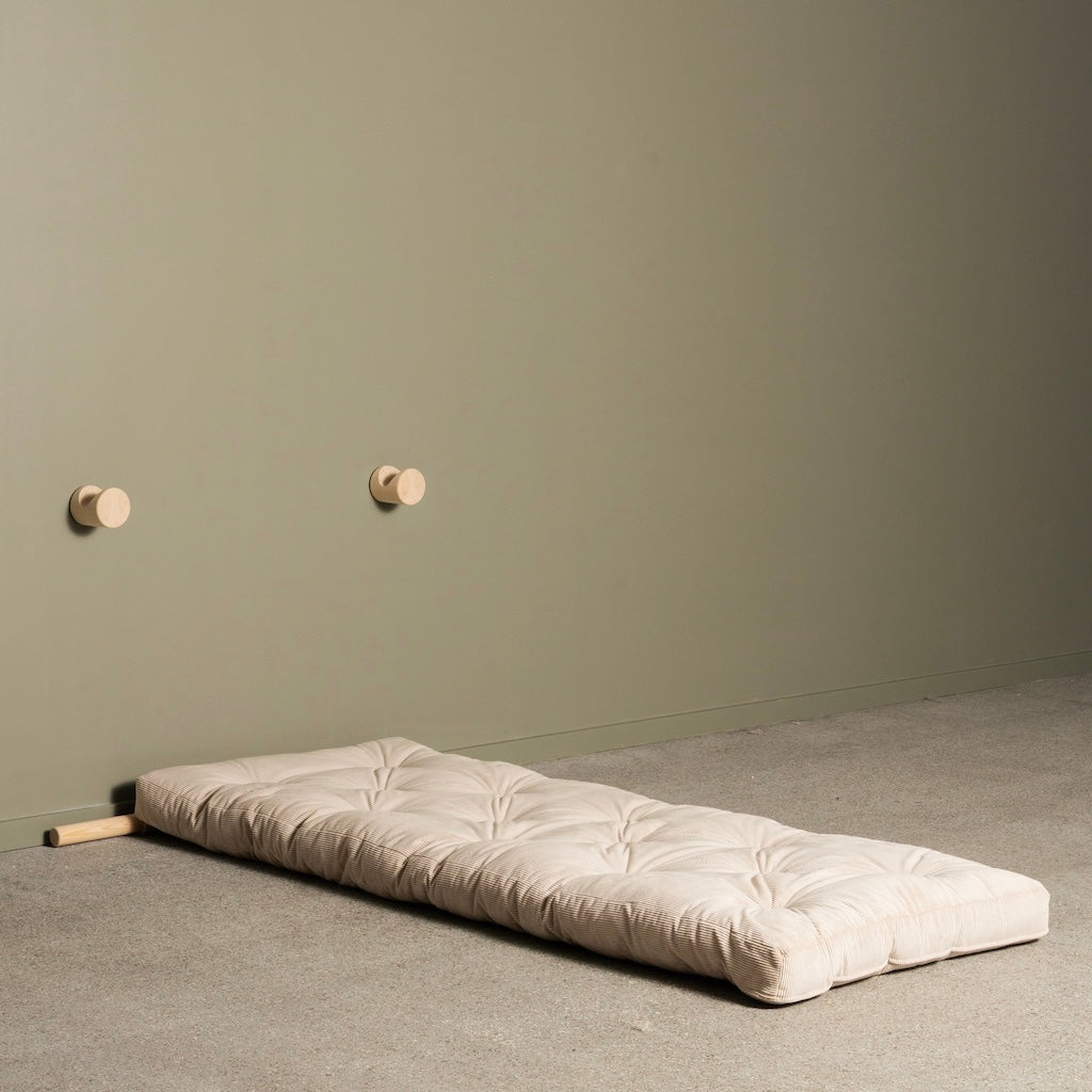 Hooked vuodetuoli, kangas Ivory.