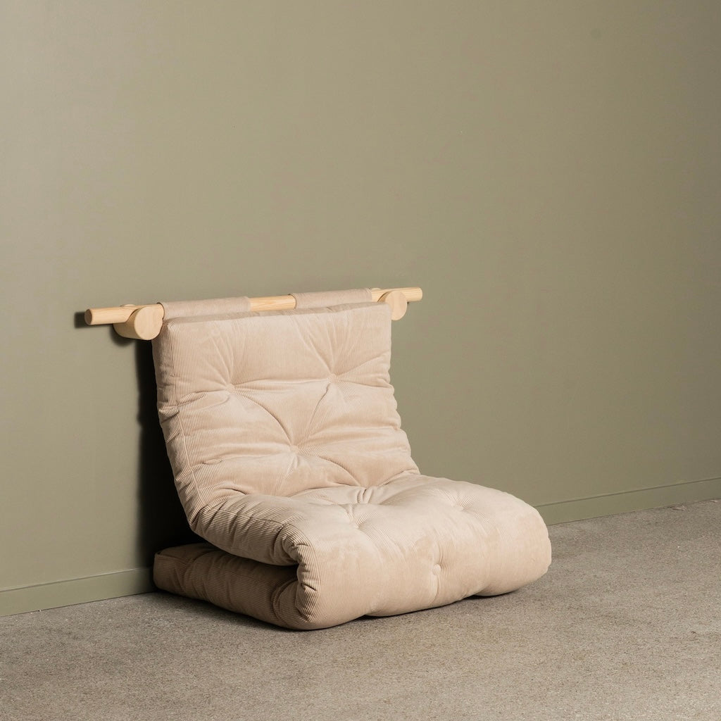 Hooked vuodetuoli, kangas Ivory.