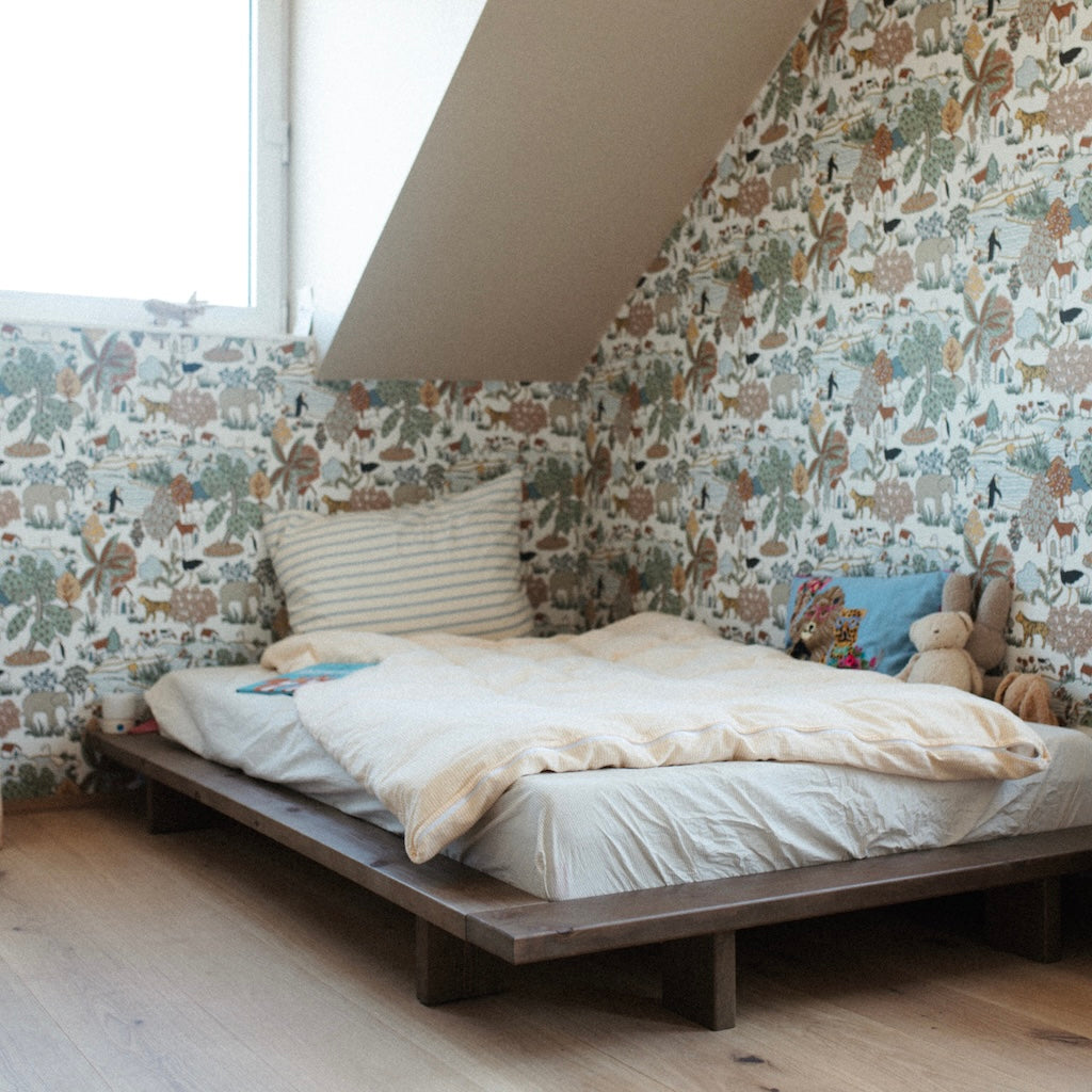 Japan sänkyrunko ruskea, koko 120x200cm.