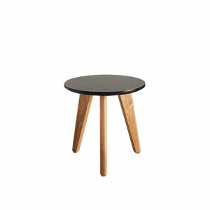 Nordic pöytä, kansi musta, ø 35 cm, korkeus 32,5 cm.