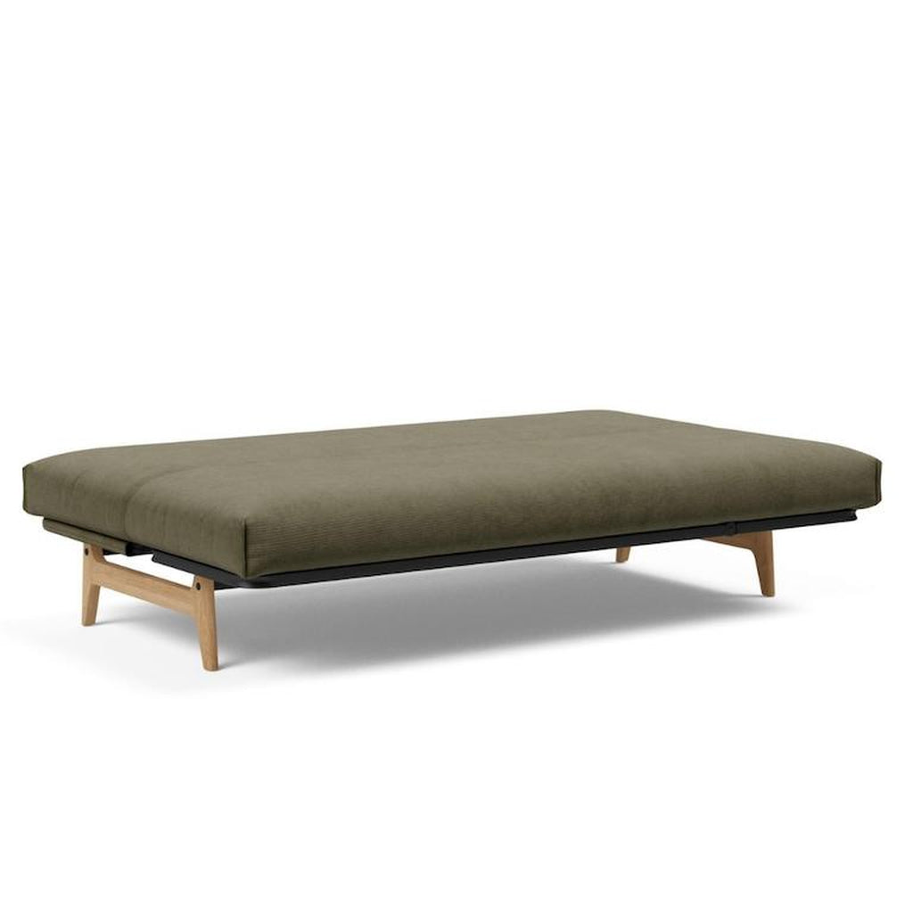 Aslak 120 vuodesohva. Kuvan patjan päällä on Nordic irtopäällinen, kangas Cordufine Pine Green.