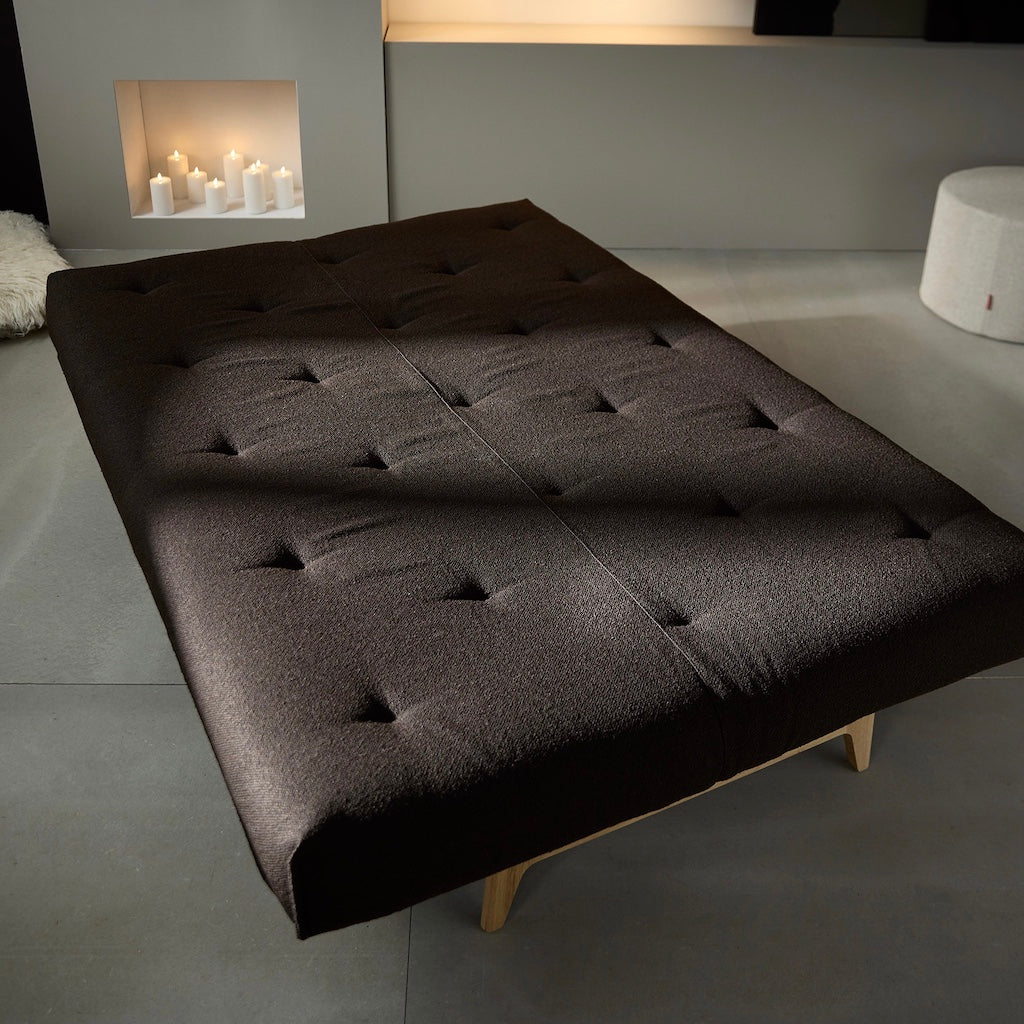 Aslak 140 vuodesohva, kangas Taura Chocco.