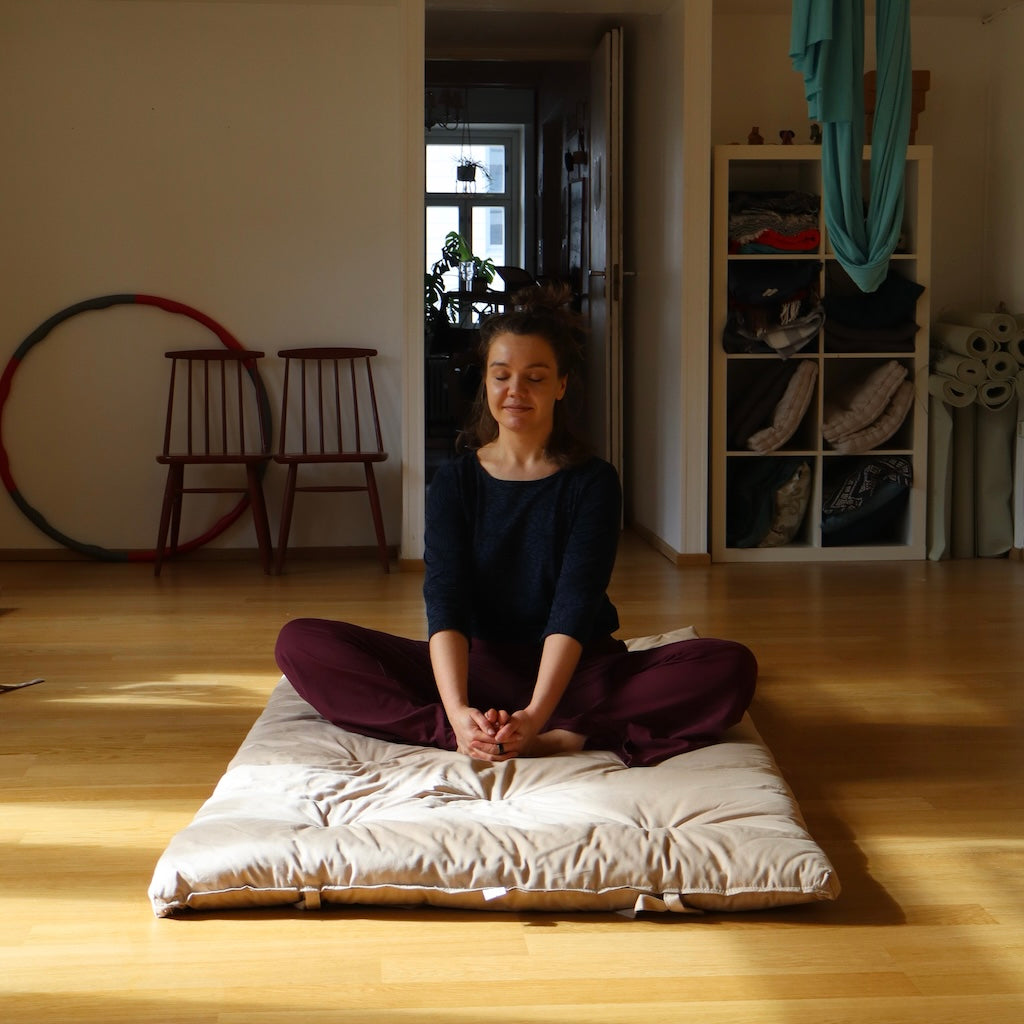 Joogafuton 100x200cm, kangas luonnonvalkoinen.