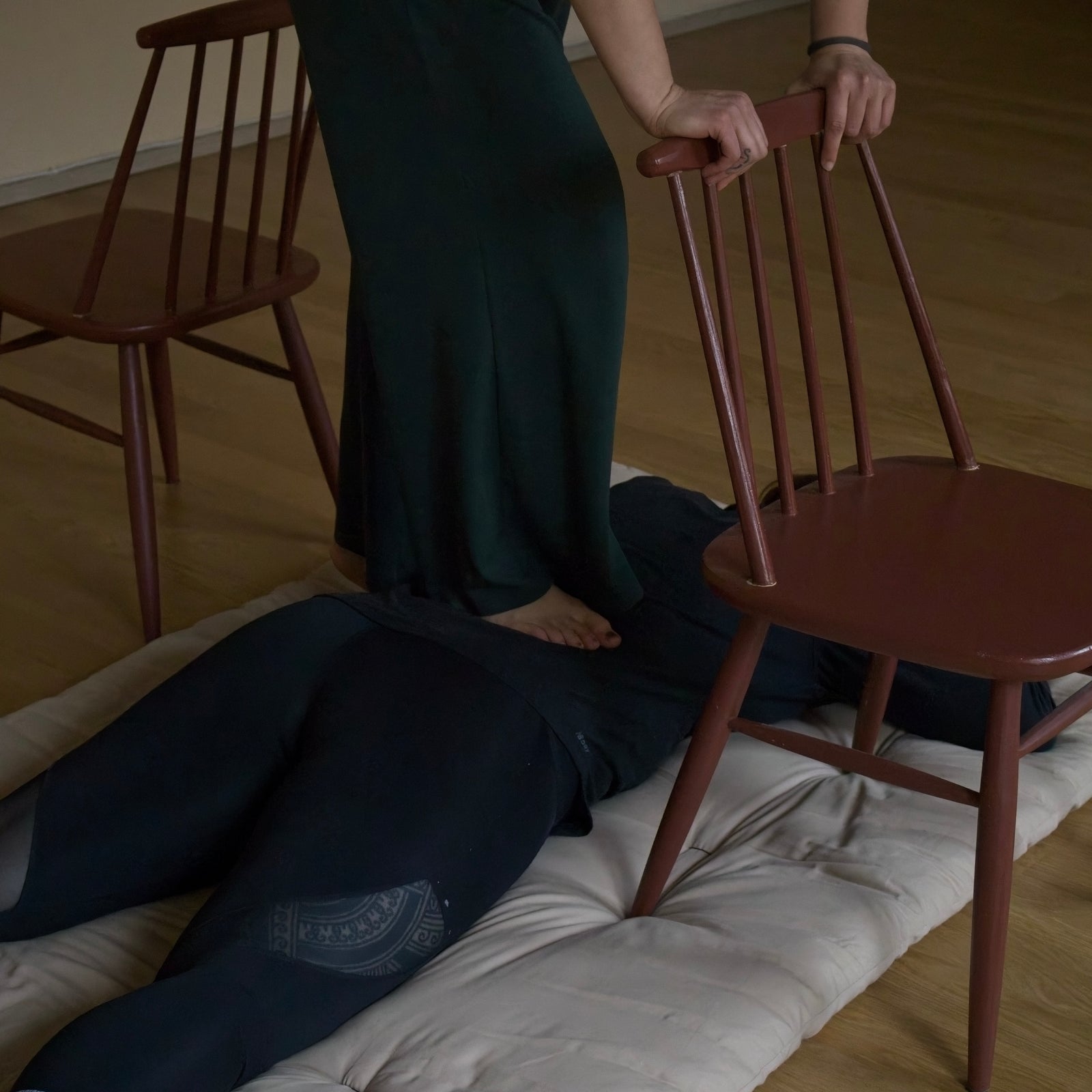 Joogafuton sopii alustaksi myös kävelyhierontaan.