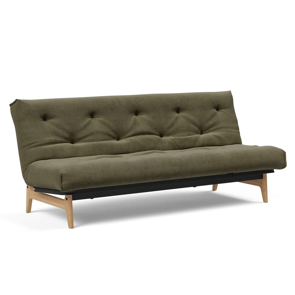 Aslak 120 vuodesohva, kangas Cordufine Pine Green. 