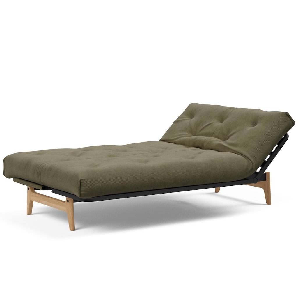 Aslak 120 vuodesohva, kangas Cordufine Pine Green.