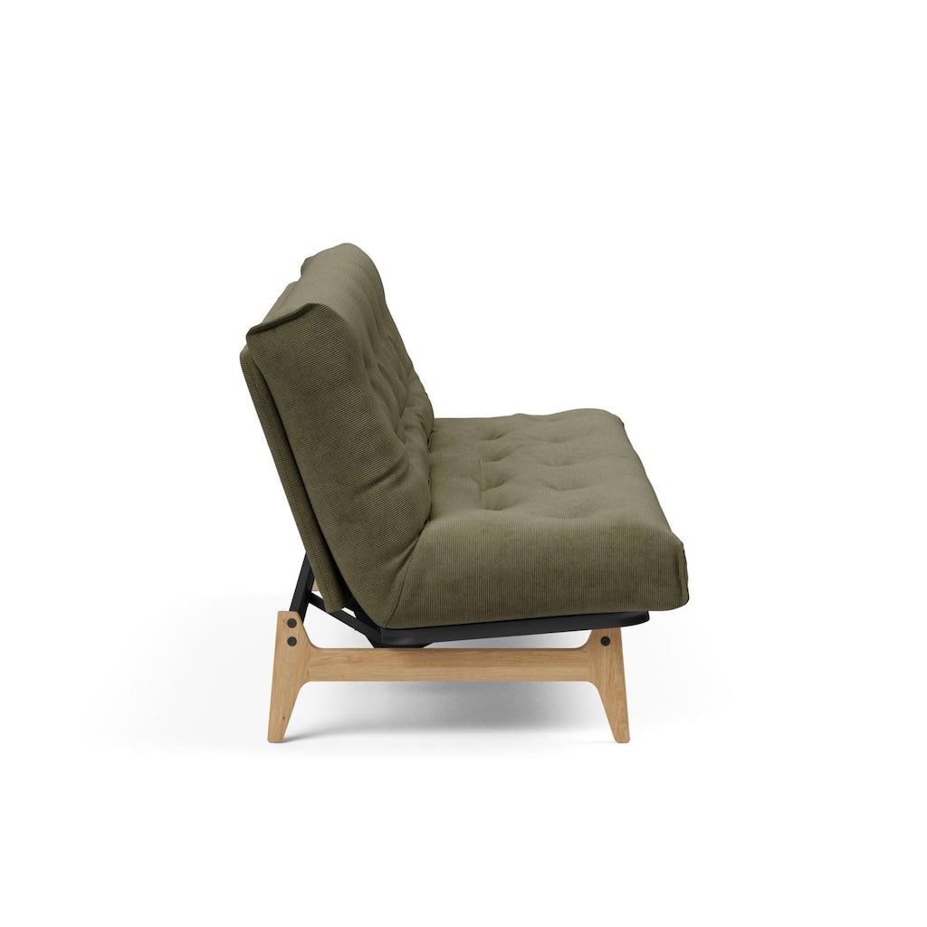 Aslak 120 vuodesohva, kangas Cordufine Pine Green.