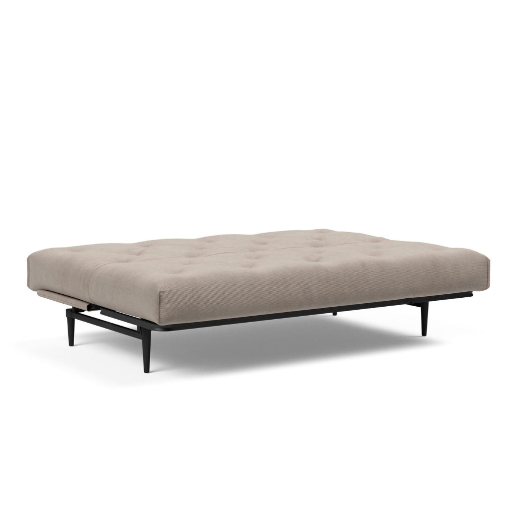 Colpus vuodesohva, jalat musta puu, kangas Cordufine Beige.