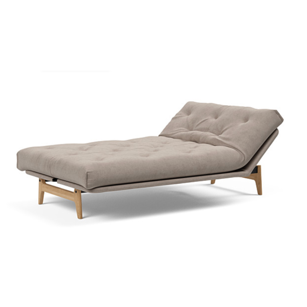 Vuodesohvan rungon istuinosan suojus patjan alla, kangas Cordufine Beige.