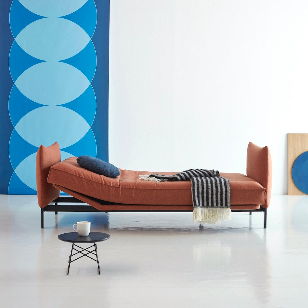 Junus vuodesohvapaketti, kangas Weda Rust.