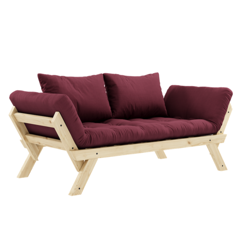 Bebop vuodesohvan futonpatja ja tyynyt, kangas Bordeaux. Kuvassa myös Bebop vuodesohvan luonnonväriseksi lakattu runko. (Hinta sisältää vain futonpatjan ja kaksi tyynyä.)