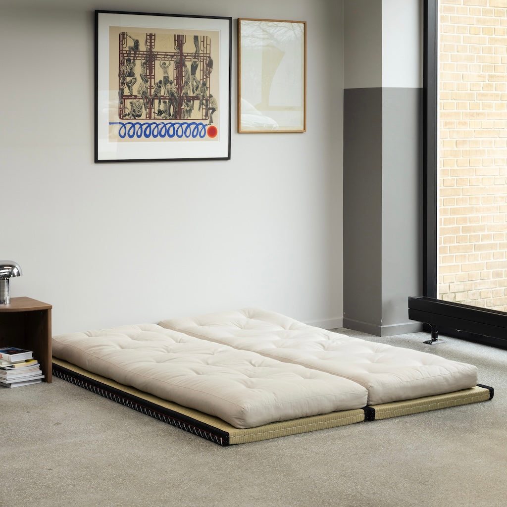 Chico vuodesohva, kangas Beige.