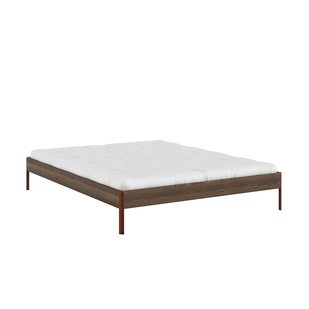 Core 160 sänkyrunko ruskea, jalat Terra Red.