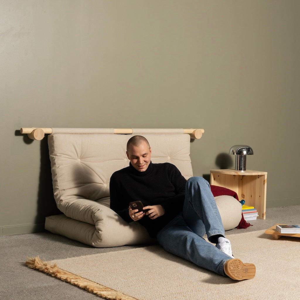 Hooked vuodesohva, kangas Linen.