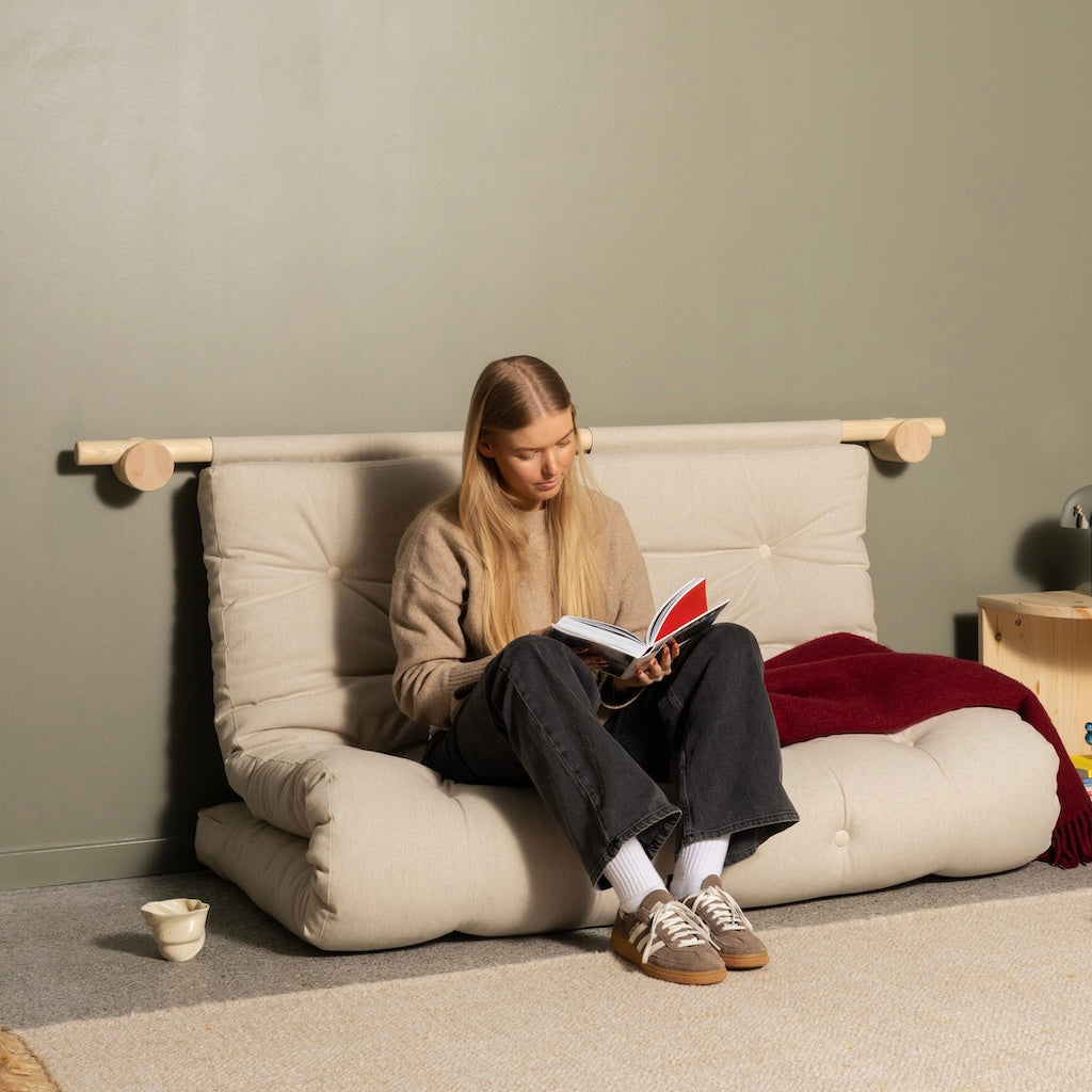 Hooked vuodesohva, kangas Linen.