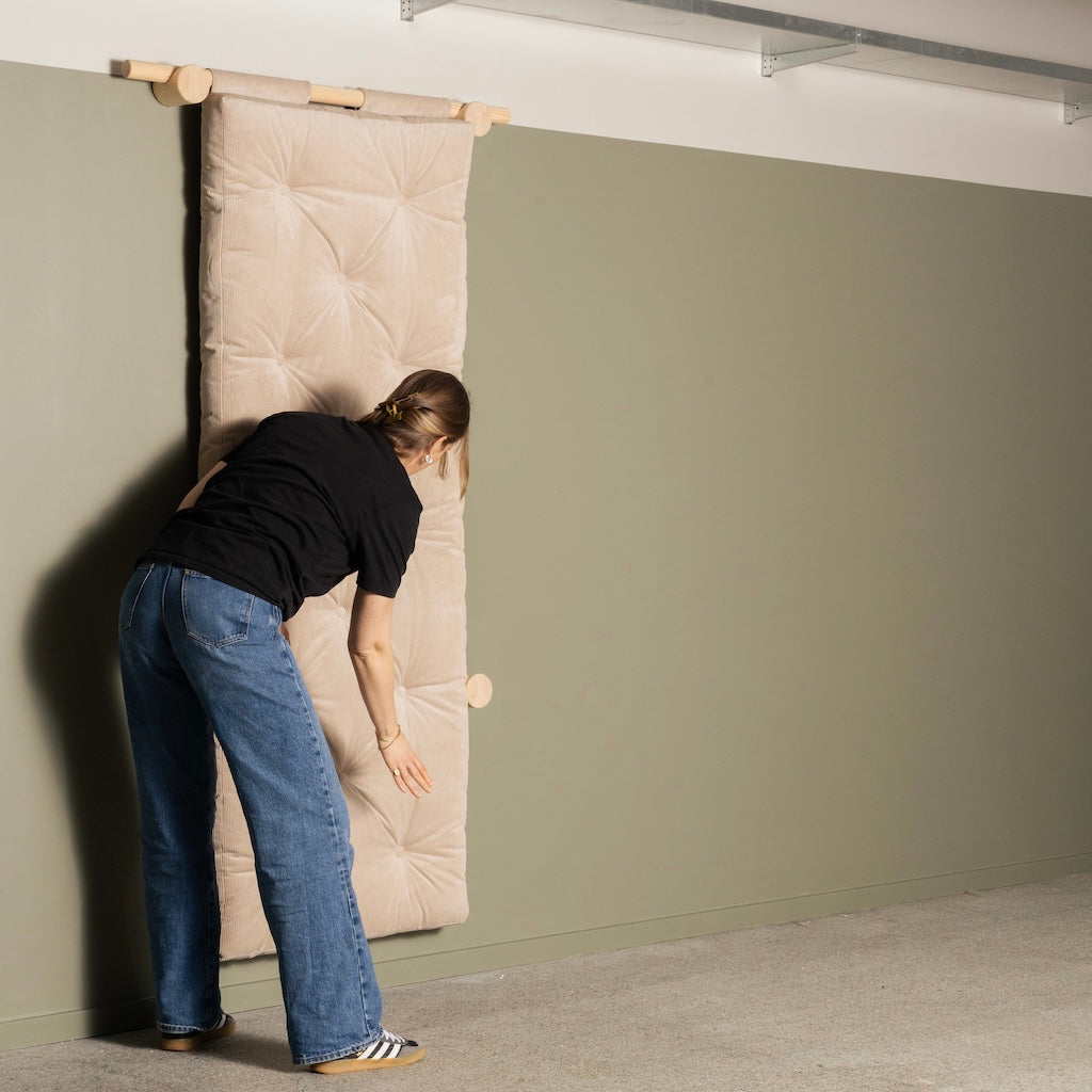 Hooked vuodetuoli, kangas Ivory.