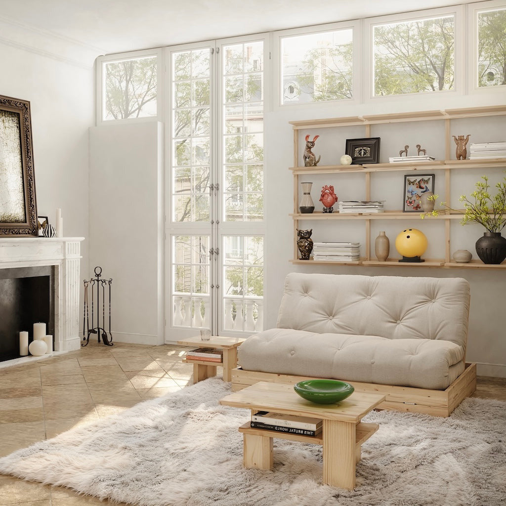 Japan pöytä, käsittelemätön. Kuvassa myös Japan sivupöytä sekä Flip vuodesohva ja Groove big hylly.