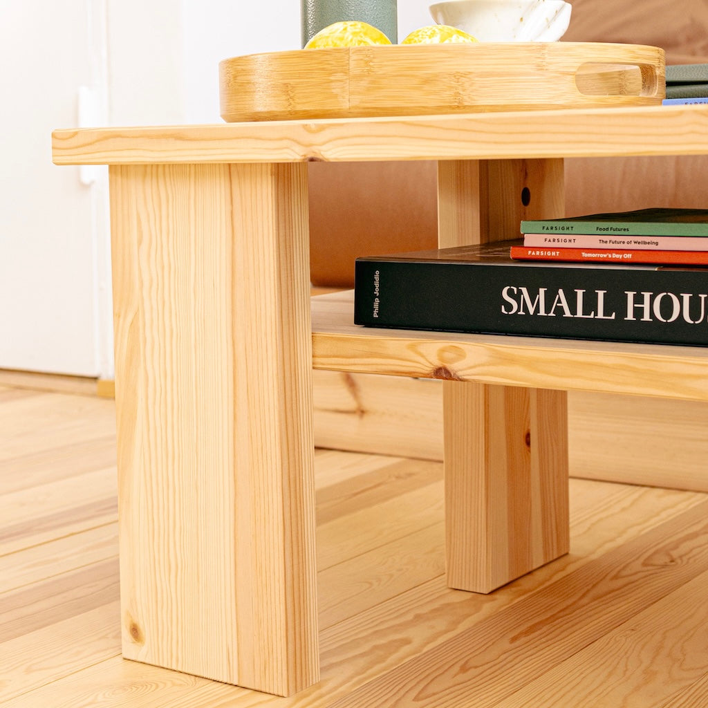 Japan pöytä, käsittelemätön. 