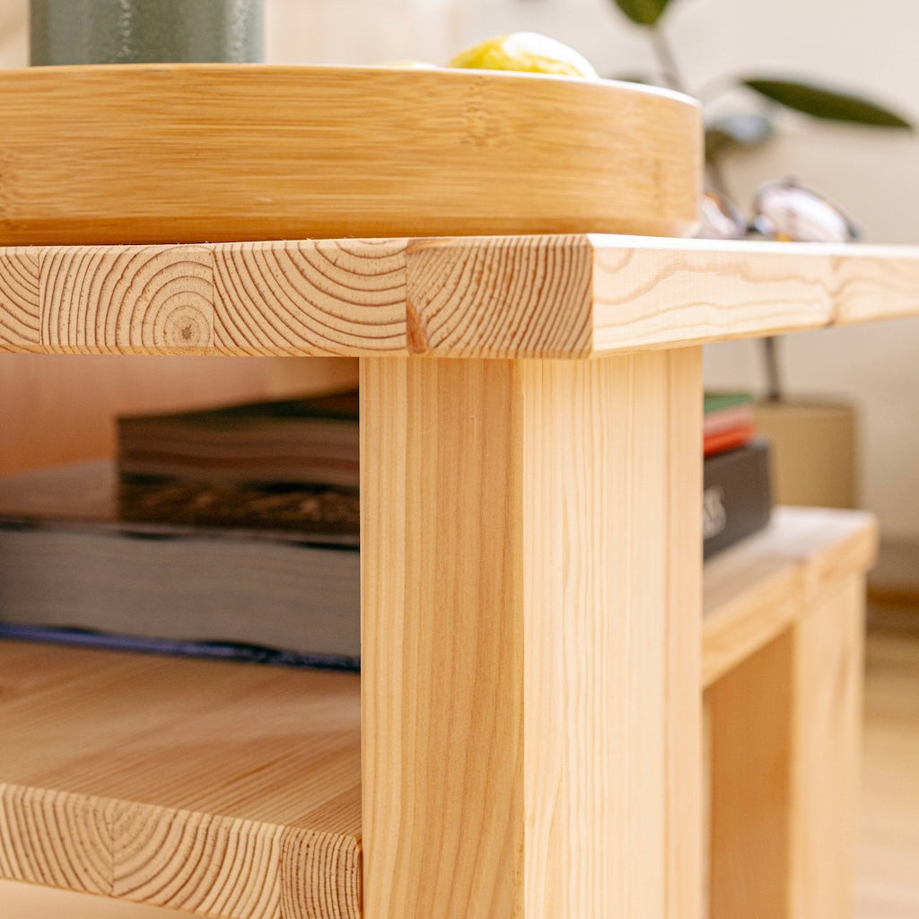 Japan pöytä, käsittelemätön. 