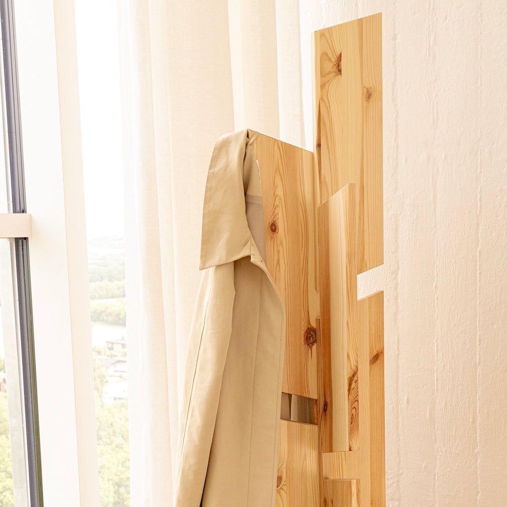 Keeper coat stand naulakko.