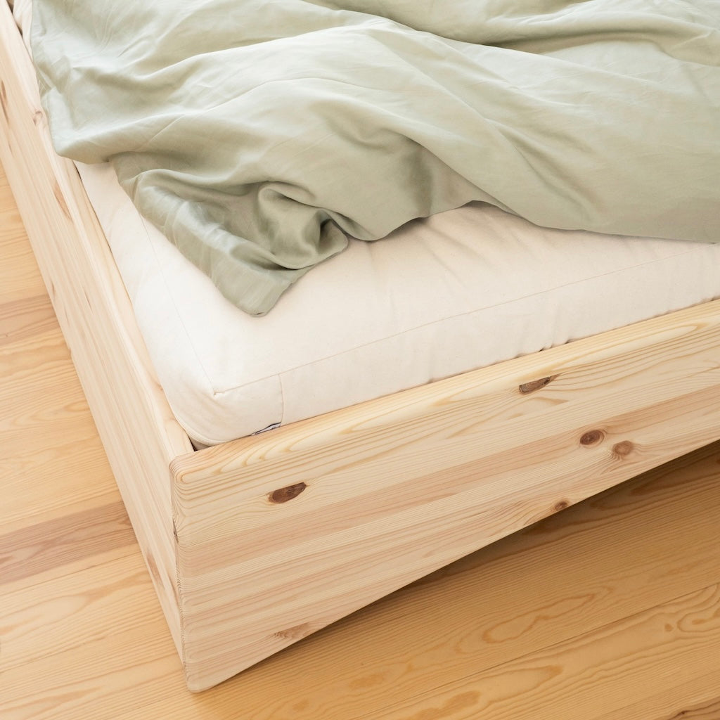 Orbit sänkyrunko, käsittelemätön. 