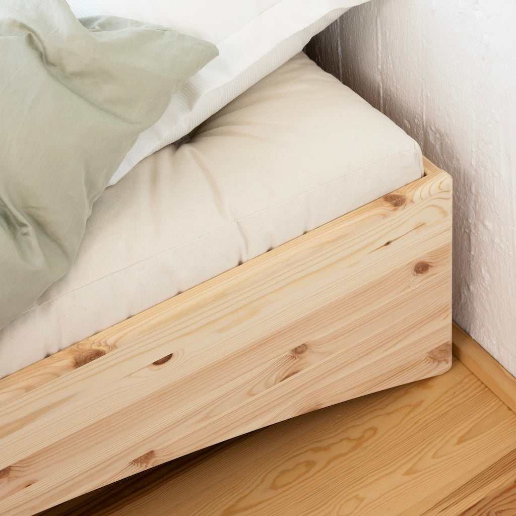 Orbit sänkyrunko, käsittelemätön. 