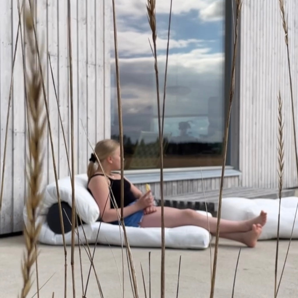 Wrap Out, kangas valkoinen.