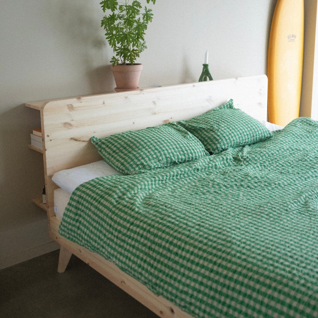 Retreat sänkyrunko luonnonvärinen.