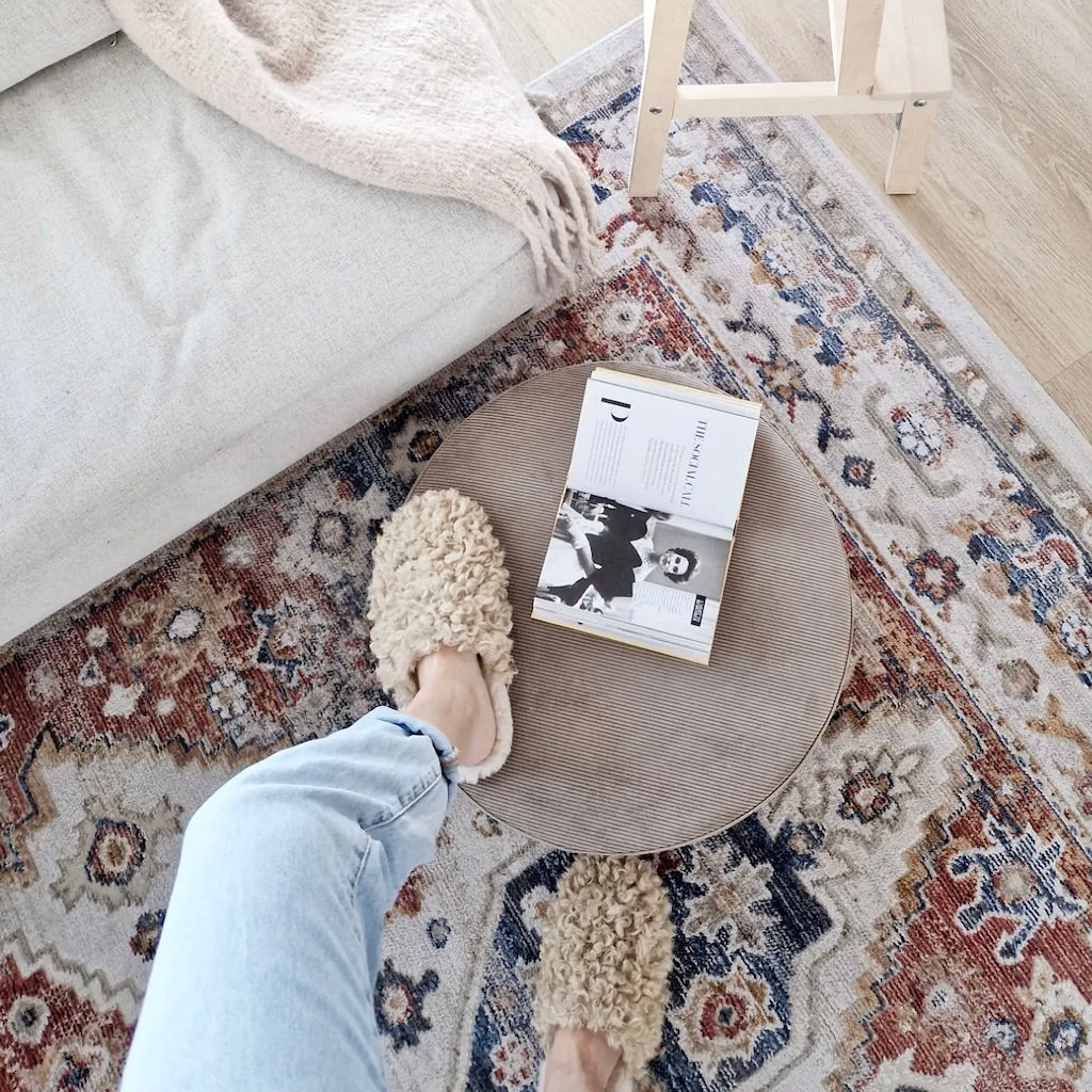 Pauke tuoli/rahi/pöytä ø50x20, kangas Cordufine Beige.